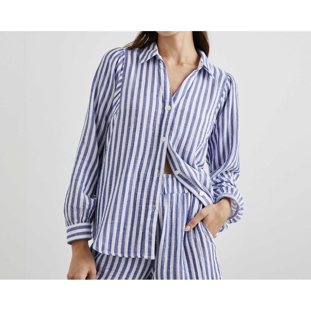 Rails Lo blue Stripe Button Down Long Sleeve Quiet Luxury‎ Size M